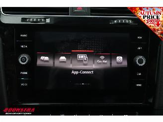 Volkswagen Golf 2.0 TSI GTI Pano ACC Navi Clima SHZ Virtual Apple/Android Camera PDC picture 25