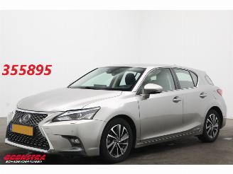 Vaurioauto  passenger cars Lexus Ct 200h Business Line Cruise Navi Clima Camera PDC 2020/9