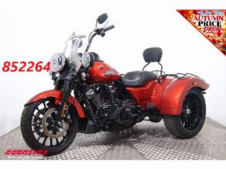 skadebil motor Harley-Davidson  FLRT Freewheeler 114 1.398 km! Tri Glide 2025/9
