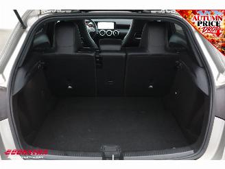 Mercedes A-klasse 180 AMG Pano Navi SHZ Virtual Camera PDC AHK picture 28