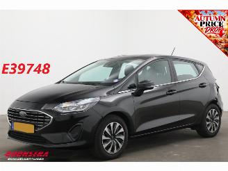 krockskadad bil auto Ford Fiesta 1.0 EcoBoost Hybrid Titanium Cruise Clima SHZ LrHZ 2023/8