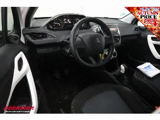 Peugeot 208 1.2 PureTech Like Cruise Airco Bluetooth picture 21