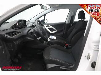 Peugeot 208 1.2 PureTech Like Cruise Airco Bluetooth picture 19