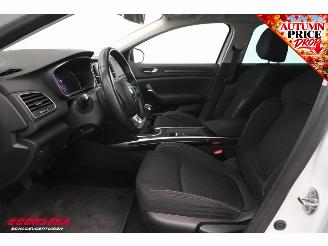 Renault Mégane Estate 1.3 TCe Limited Cruise Navi Clima Bluetooth PDC AHK picture 16
