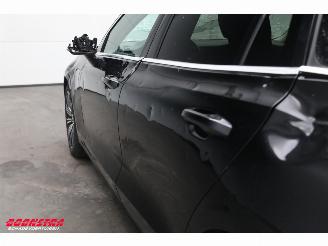 Volvo V-60 2.0 T8 Twin Engine AWD R-Design Pano Navi Virtual Memory Leder SHZ LrHZ Camera PDC AHK picture 14