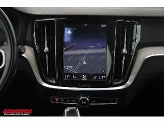 Volvo V-60 2.0 T8 Twin Engine AWD R-Design Pano Navi Virtual Memory Leder SHZ LrHZ Camera PDC AHK picture 19