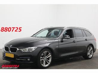 Unfallwagen BMW 3-serie 320i High Executive Sport Cruise Navi Clima SHZ Bluetooth PDC 2017/11