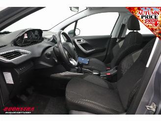 Peugeot 2008 1.2 PureTech Access Pano Cruise Navi Airco Apple/Android PDC picture 17