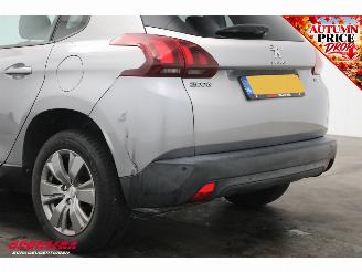 Peugeot 2008 1.2 PureTech Access Pano Cruise Navi Airco Apple/Android PDC picture 6
