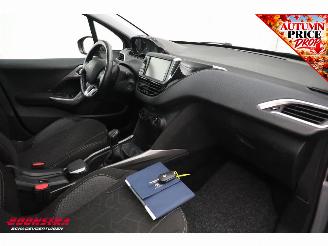 Peugeot 2008 1.2 PureTech Access Pano Cruise Navi Airco Apple/Android PDC picture 14