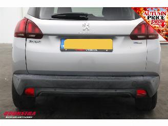 Peugeot 2008 1.2 PureTech Access Pano Cruise Navi Airco Apple/Android PDC picture 7
