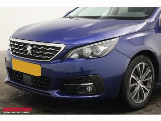 Peugeot 308 1.2 PT Aut. Premium Panorama Navi Clima Camera PDC AHK Cruise Apple/Android picture 12