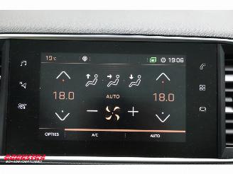 Peugeot 308 1.2 PT Aut. Premium Panorama Navi Clima Camera PDC AHK Cruise Apple/Android picture 26