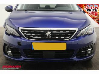 Peugeot 308 1.2 PT Aut. Premium Panorama Navi Clima Camera PDC AHK Cruise Apple/Android picture 9
