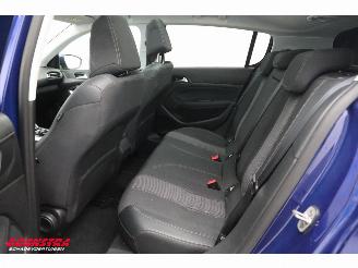 Peugeot 308 1.2 PT Aut. Premium Panorama Navi Clima Camera PDC AHK Cruise Apple/Android picture 18
