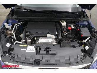 Peugeot 308 1.2 PT Aut. Premium Panorama Navi Clima Camera PDC AHK Cruise Apple/Android picture 11