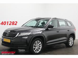 škoda osobní automobily Skoda Kodiaq 1.5 TSI DSG Ambition Pano ACC Navi Clima SHZ Apple/Android Camera PDC 2020/1