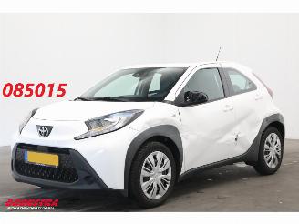 Coche accidentado Toyota Aygo 1.0 VVT-i MT Play Cruise Airco Bluetooth Camera 2023/4