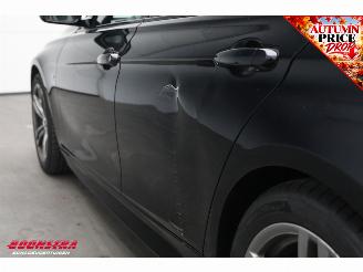 BMW 3-serie 318i Aut. M-Sport PDC Navi Clima LED LMV HIFI picture 11