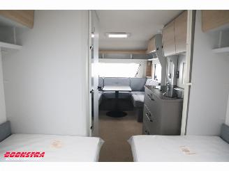 Burstner  Averso 535 TL B66 Single Beds LMV Middenkeuken picture 15