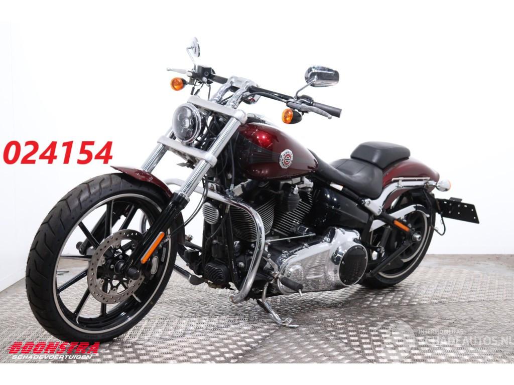 Harley-Davidson FXSB Breakout 96 ABS Vance Hines 10.443 km!