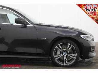 BMW 3-serie 330e High Executive HUD Pano Memory Camera SHZ Leder LED picture 12