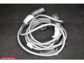 BMW 3-serie 330e High Executive HUD Pano Memory Camera SHZ Leder LED picture 39
