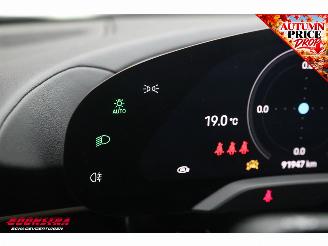 Porsche Taycan 4S Performance 93kWh Chrono PASM PDLS+ 360° Memory Burmester Pano picture 32