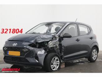 Schadeauto Hyundai I-10 1.0 Comfort Camera Virtual Airco Navi Cruise AppleCarplay/AndroidAuto 2025/1