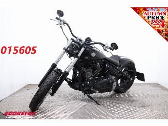skadebil motor Harley-Davidson Softail Rocker FXCWC KessTech 11.473 km! 2010/6