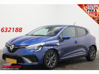 krockskadad bil auto Renault Clio 1.0 TCe R.S. Line SHZ AHK Clima Navi PDC Cruise 2020/11