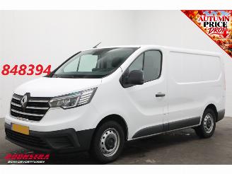 krockskadad bil bedrijf Renault Trafic 2.0 BlueDCI Aut. 150 EDC Aut. Airco Navi Cruise Camera 2023/11