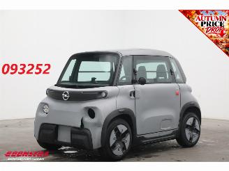 skadebil brommobiel Opel Rocks-E GS Pano 2025/11
