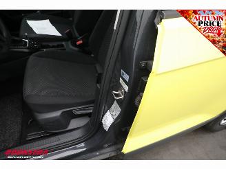 Volkswagen T-Roc 1.5 TSI 150 pk DSG Airco Bluetooth 83.248km picture 15