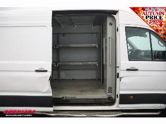 Volkswagen Crafter 35 2.0 TDI Aut. L4-H3 Airco Apple/Android Camera picture 13
