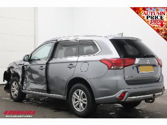 Mitsubishi Outlander 2.0 PHEV Business Edition 4x4 Camera AHK Clima Cruise Navi picture 4