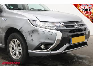 Mitsubishi Outlander 2.0 PHEV Business Edition 4x4 Camera AHK Clima Cruise Navi picture 6