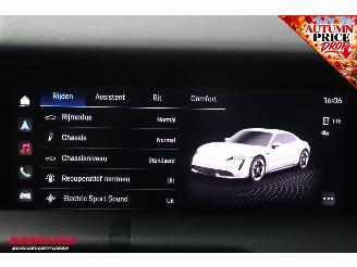 Porsche Taycan 93.4 kWh Perf.Bat.+ Chrono Pano ACC Bose 360° Memory Chalk picture 32