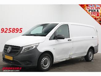krockskadad bil bedrijf Mercedes Vito 110 CDI Functional Lang Cruise Navi Airco Apple/Android Camera PDC 2021/12