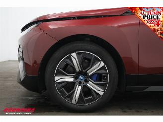 BMW iX xDrive40 Executive 77 kWh Pano LED ACC 360° LRHZ picture 12