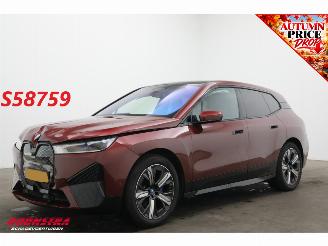 skadebil auto BMW iX xDrive40 Executive 77 kWh Pano LED ACC 360° LRHZ 2024/5