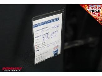 Volvo V-70 2.0 D4 Aut. Momentum Leder Navi Clima Cruise SHZ PDC AHK picture 21