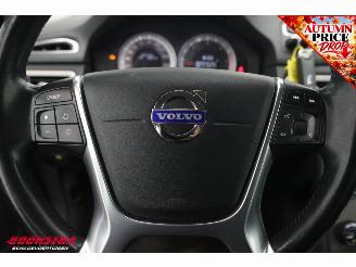 Volvo V-70 2.0 D4 Aut. Momentum Leder Navi Clima Cruise SHZ PDC AHK picture 15