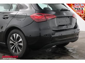 Mercedes A-klasse 200 d Aut. Business Line Navi Clima Cruise Camera SHZ picture 6