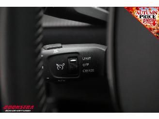 Peugeot e-2008 EV Allure Pack 50 kWh Cruise Navi Virtual Apple/Android Camera PDC Clima picture 27