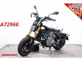 Damaged car BMW  CE 02 ABS LED Bluetooth Heizgriffe 5.311 km! 2024/6