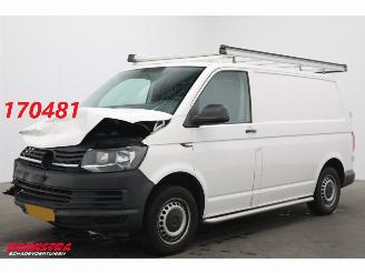 krockskadad bil bedrijf Volkswagen Transporter 2.0 TDI L1-H1 Economy Airco AHK 2018/6