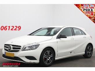Voiture accidenté Mercedes A-klasse 180 Ambition Camera SHZ Navi Airco 2013/4