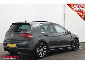 Volkswagen Golf 1.4 TSI GTE Pano ACC Leder SHZ Camera Clima Navi picture 3