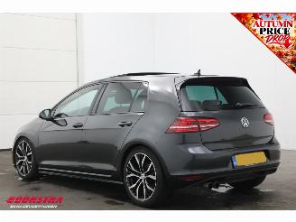 Volkswagen Golf 1.4 TSI GTE Pano ACC Leder SHZ Camera Clima Navi picture 4